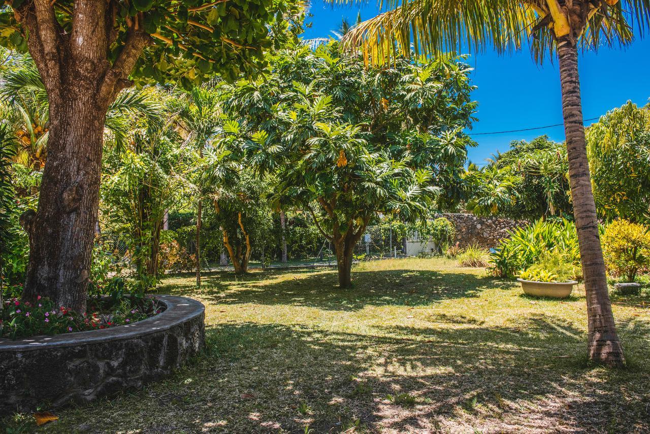 Coconuts Villa Grand Baie Exterior photo